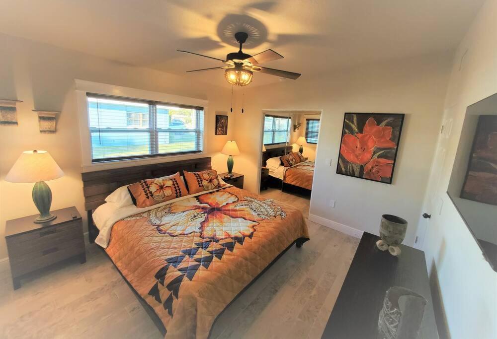 Bali Bungalow - Downtown Cocoa Beach Exterior photo