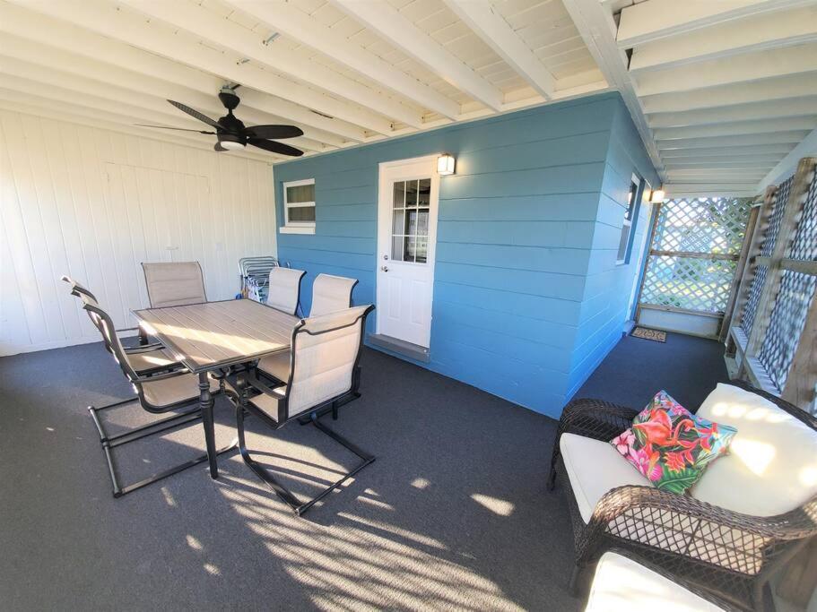 Bali Bungalow - Downtown Cocoa Beach Exterior photo